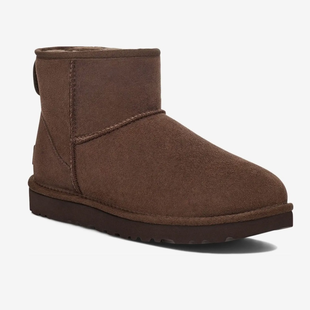 UGG Classic Mini II Bootie in Burnt Cedar/Chocolate Brown Women’s 10